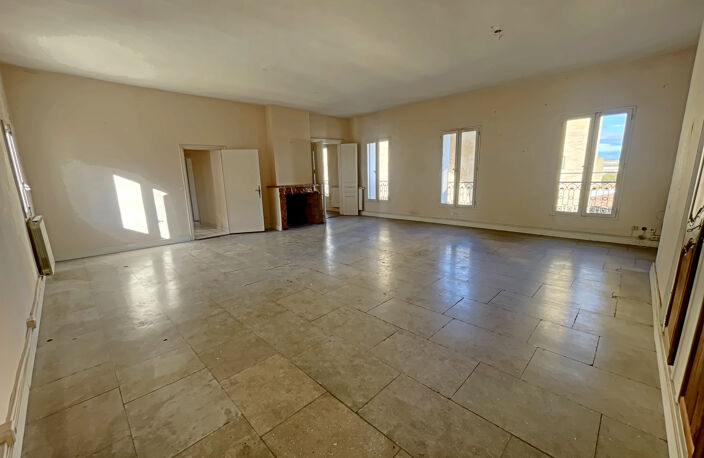 CANOURGUE - APPARTEMENT T4 A RENOVER — photo 3