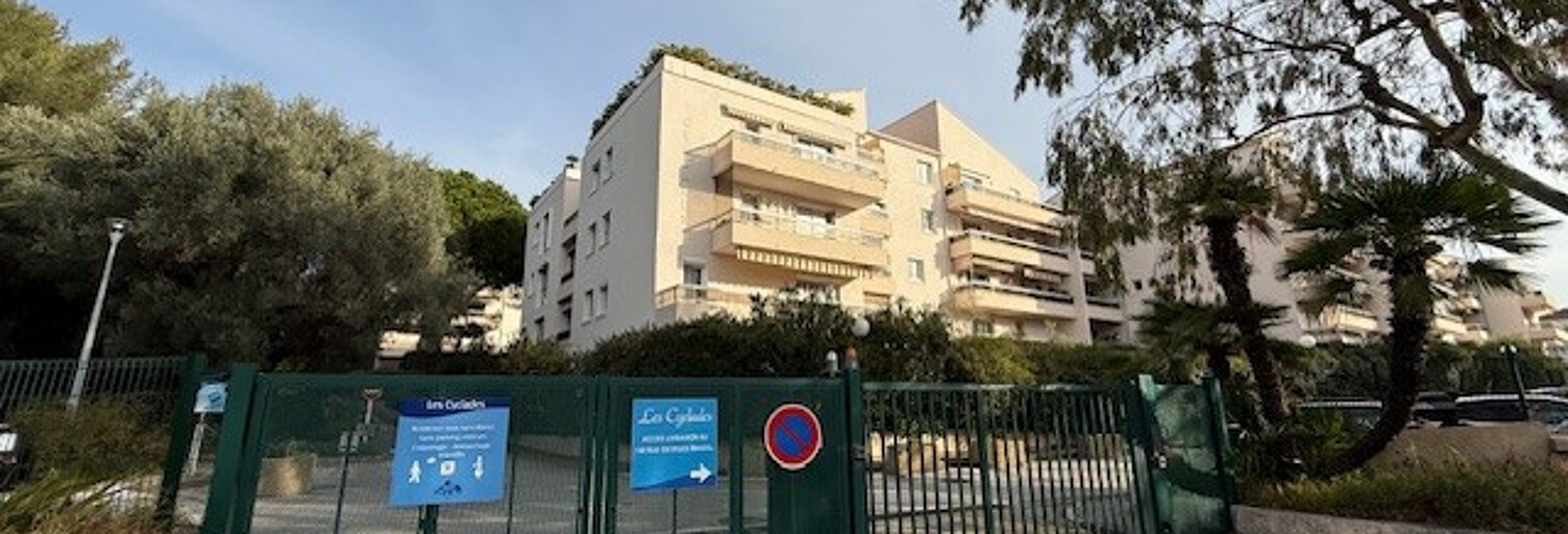 Garage  12 m² à louer à Toulon (83000)
