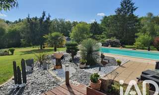 Maison 8 Pièces 250 m² à vendre à Cherves-Châtelars (16310)