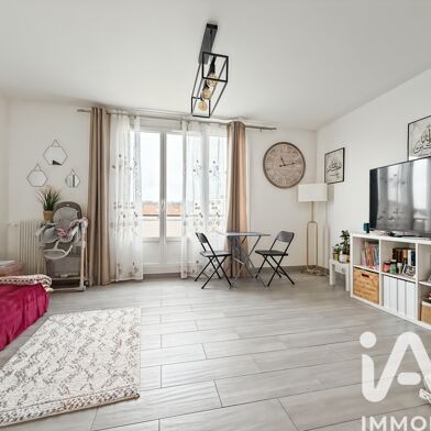 Appartement 3 pièces 184900 €