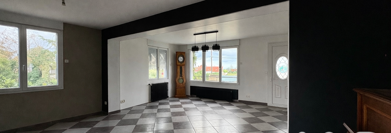 Maison 5 Pièces 112 m² à vendre à Le Plessier-Rozainvillers (80110)