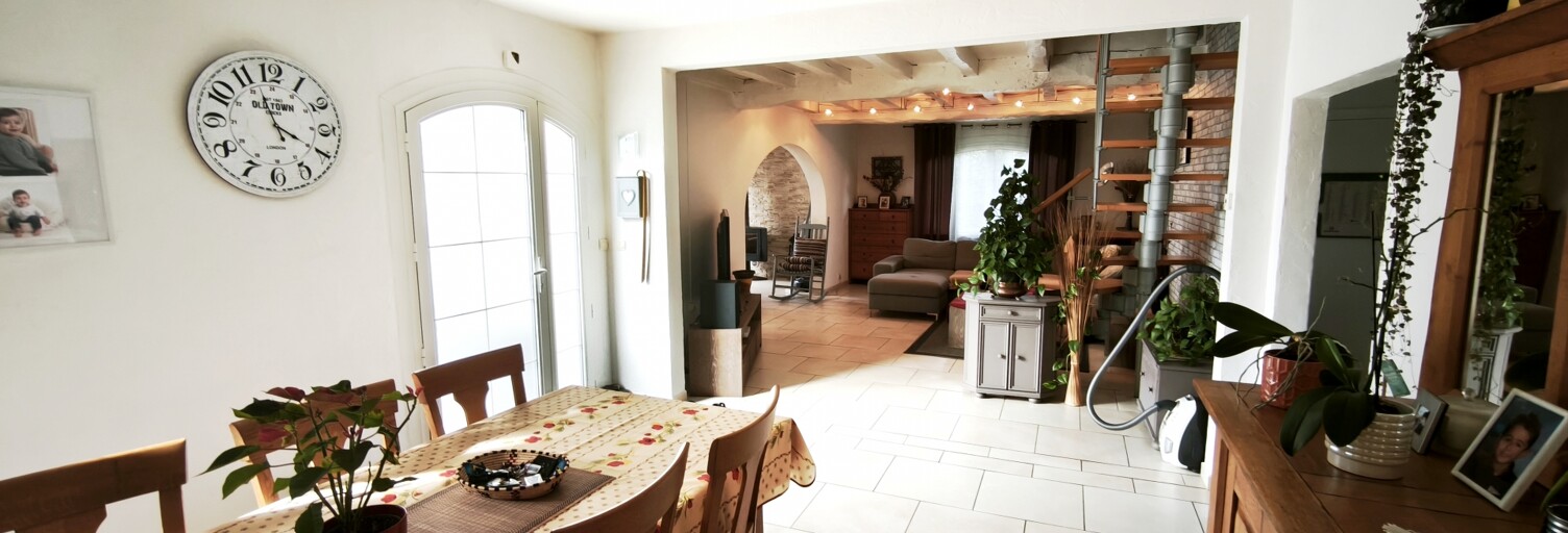 Maison 5 Pièces 158 m² à vendre à Saint-Denis-de-Pile (33910)