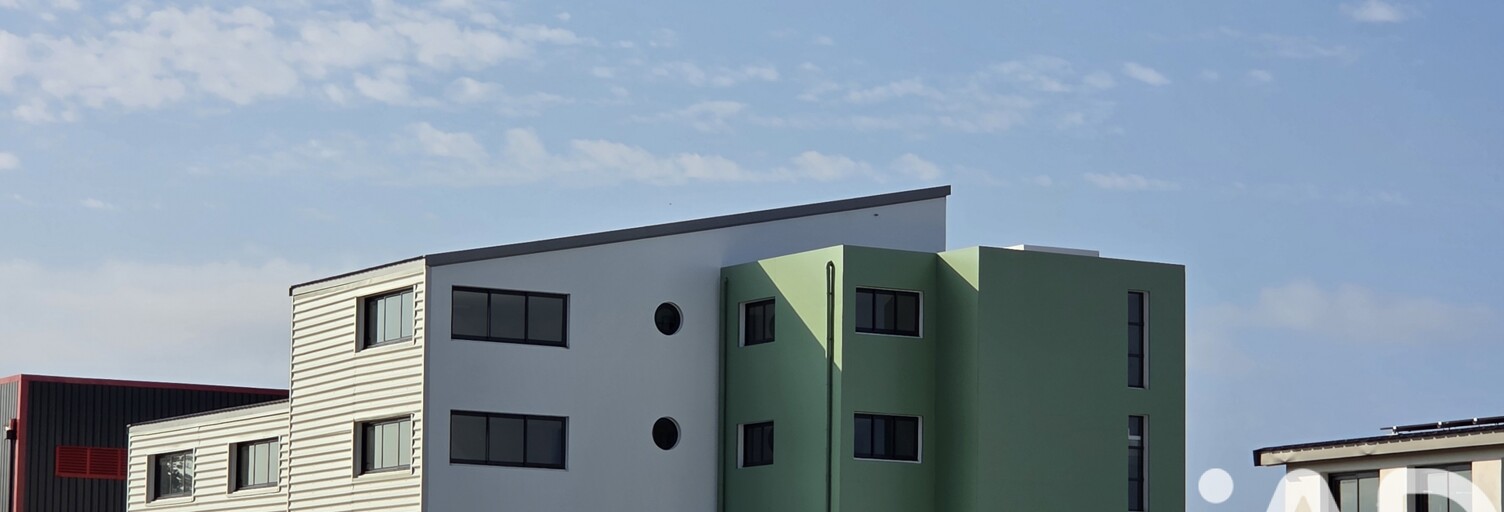 Immeuble  1040 m² à vendre à L'Étang-Salé (97427)