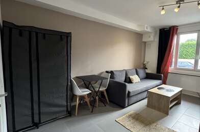 Appartement 1 pièces 700 €