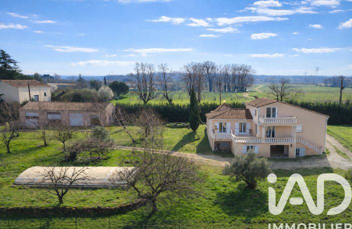 Vente Maison/villa 7 pièces — photo 2