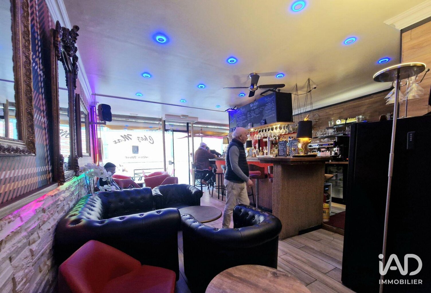 Vente Bar 74 m&sup2; — photo 1