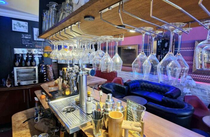 Vente Bar 74 m&sup2; — photo 5