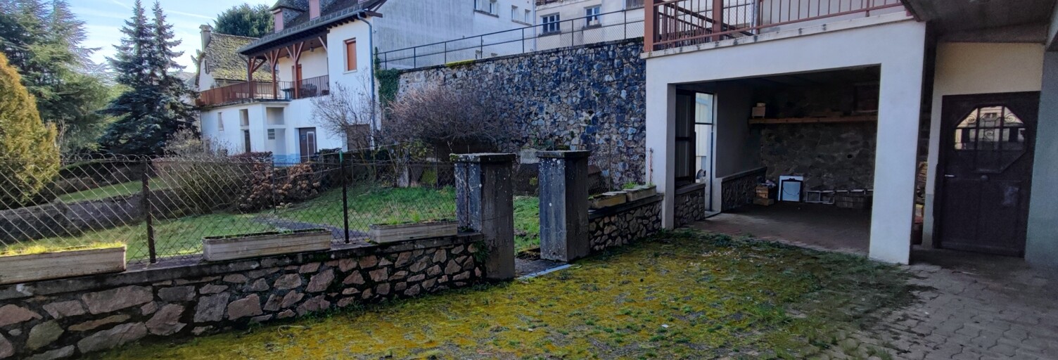 Maison 5 Pièces 155 m² à vendre à Montsalvy (15120)