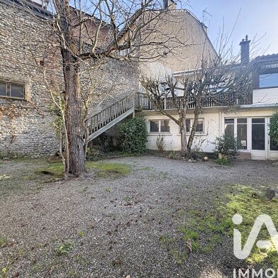 Immeuble  239000 €