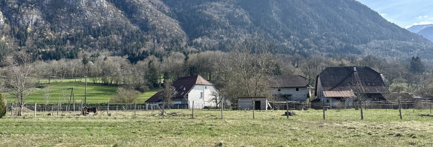 Terrain  695 m² à vendre à Bonneville (74130)