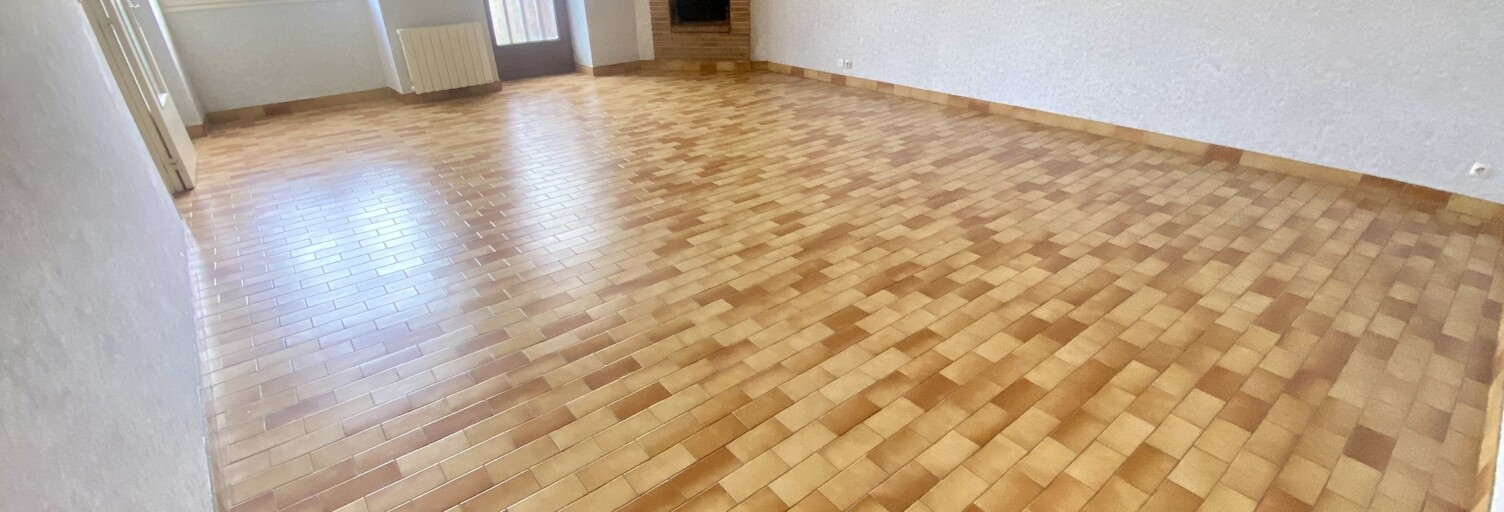 Maison 5 Pièces 120 m² à vendre à Sainte-Suzanne-et-Chammes (53270)