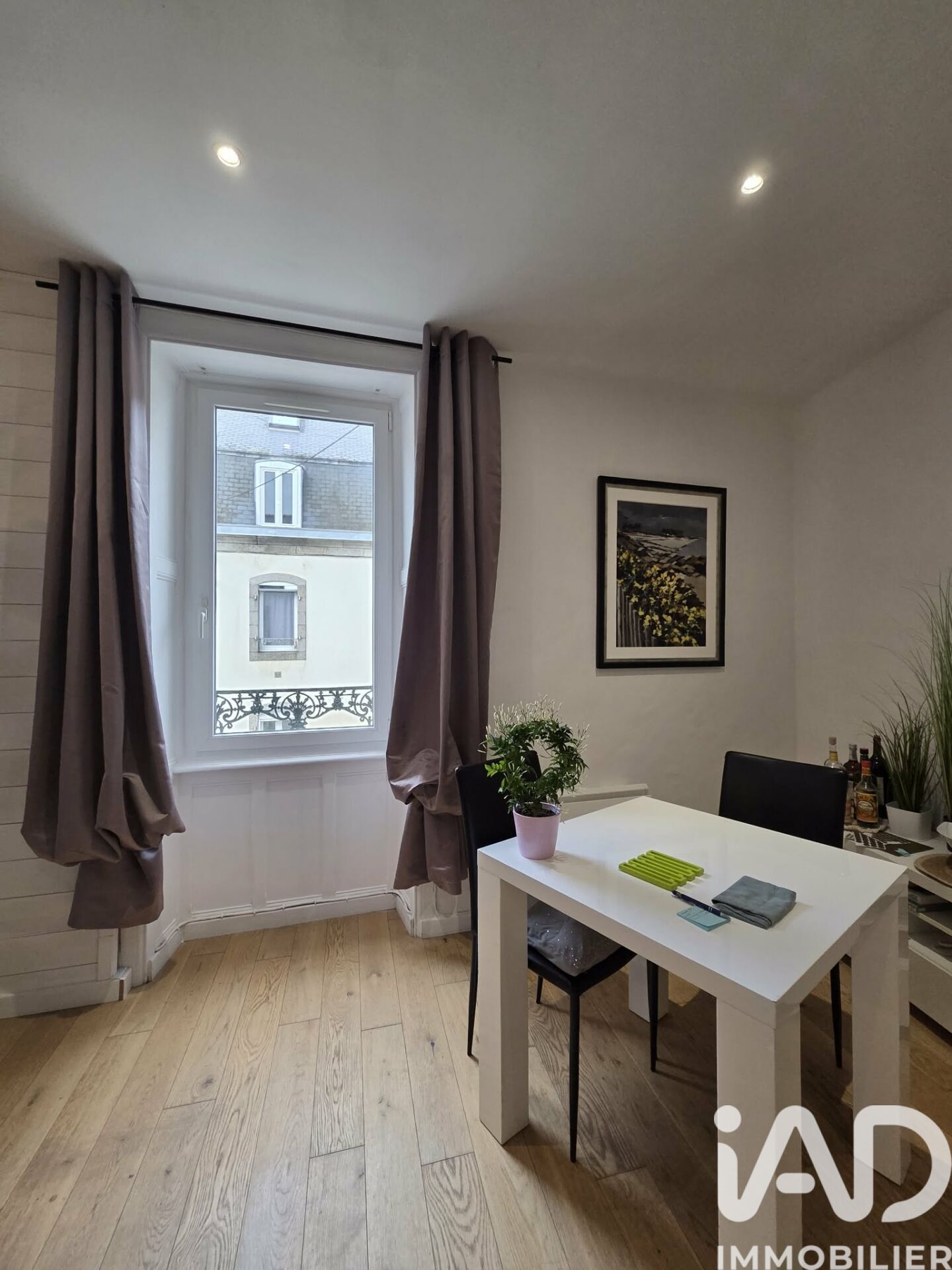 Vente Appartement 2 pièces - Photo 2