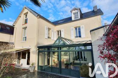 Maison 8 pièces 489000 €