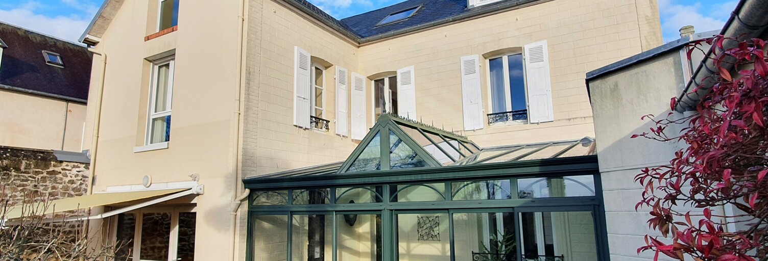 Maison 8 Pièces 174 m² à vendre à Coutances (50200)