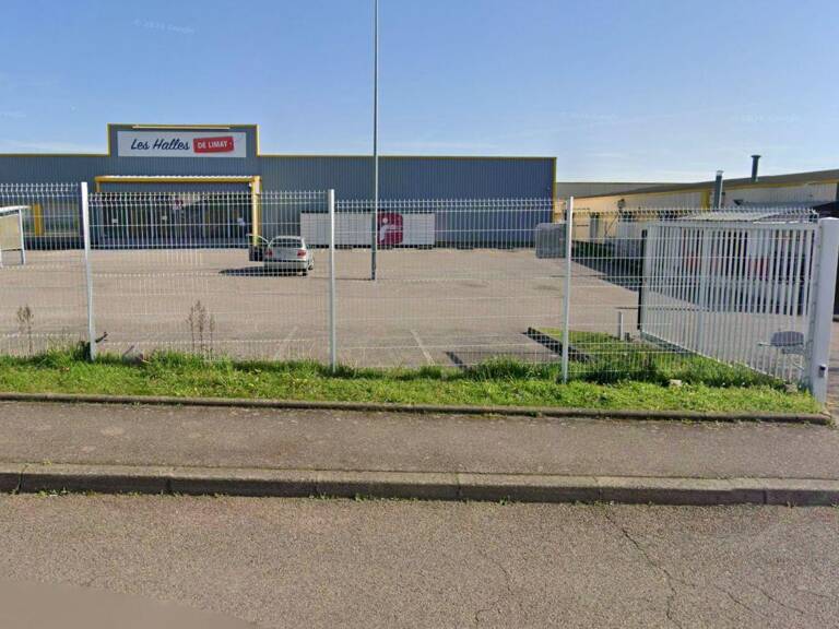 Vente Murs commerciaux 2 500 m&sup2; — photo 1
