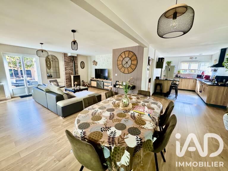 Vente Maison traditionnelle 9 pièces — photo 1