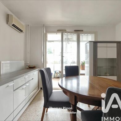 Appartement 5 pièces 275000 €