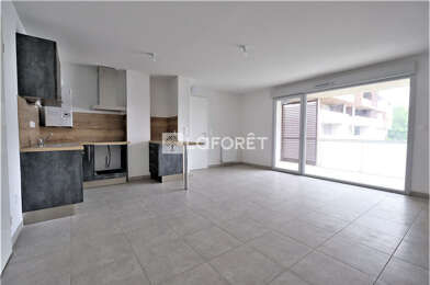 Appartement 4 pièces 1009 €