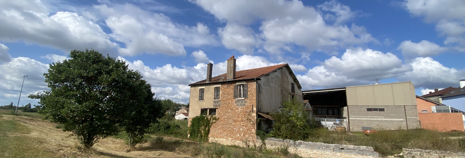 Maison 1 Pièce 300 m² à vendre à Villefranche-sur-Saône (69400)