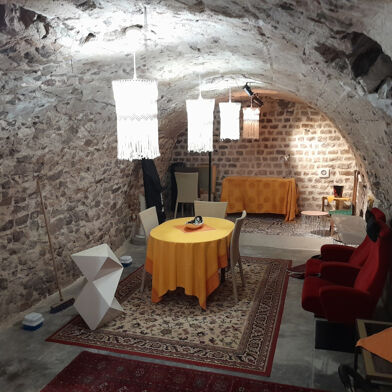 Maison 4 pièces 395200 €