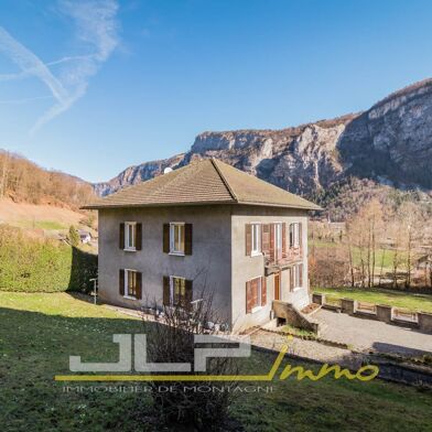 Maison 5 pièces 295000 €