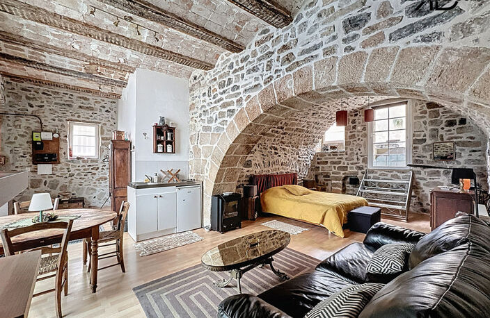 Immeuble de 130m² à AUBENAS — photo 2