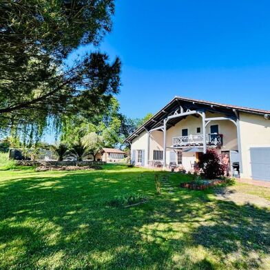 Maison 7 pièces 325800 €