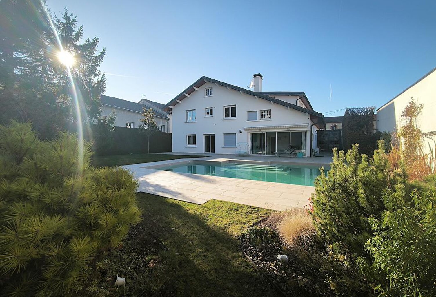 Maison À Vendre — photo 1