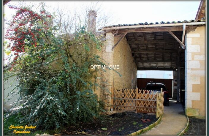Maison de charme au cœur d’un village – À moins de 10 minutes de MONTMOREAU — photo 2
