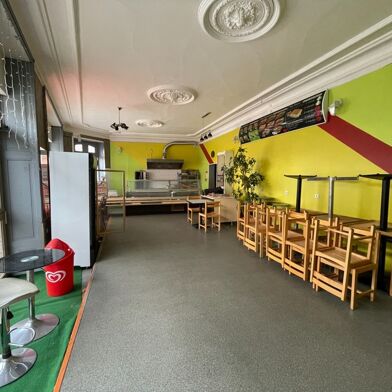 Immeuble  118250 €