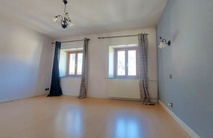 Maison Mitoyenne Centre-ville Saint Hippolyte 190 m2 — photo 4