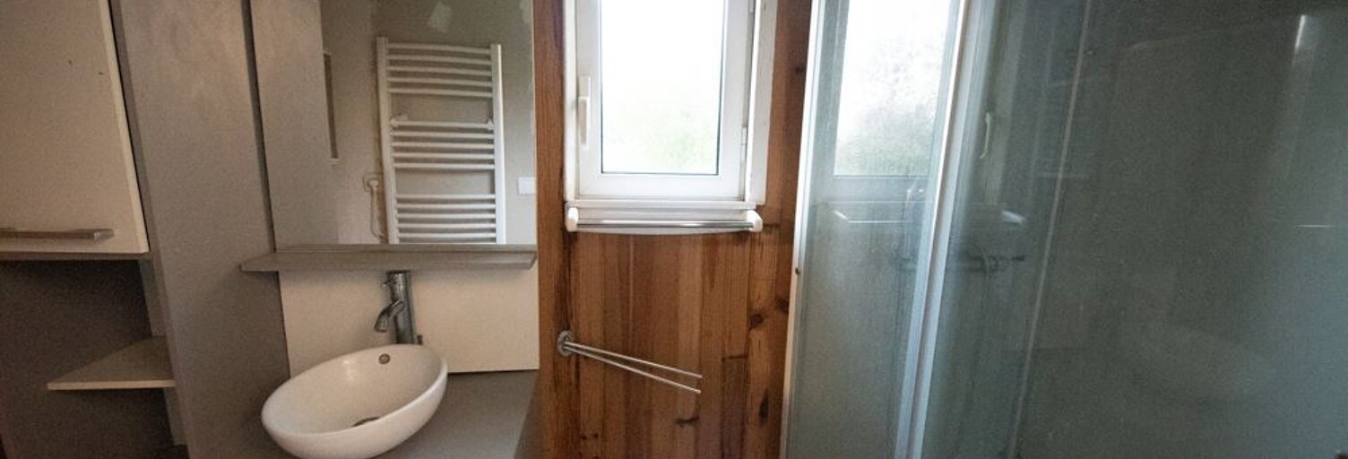 Local industriel 1 Pièce 650 m² à vendre à Saint-Vougay (29440)