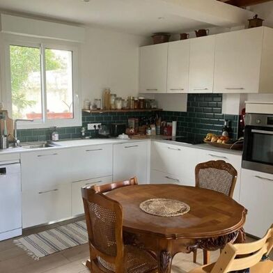 Maison 5 pièces 1800 €