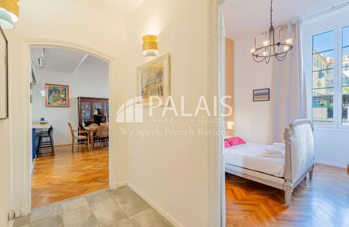 PONCHETTES Vieux Nice, Vaste 3 pièces : Adresse d'exception — photo 2