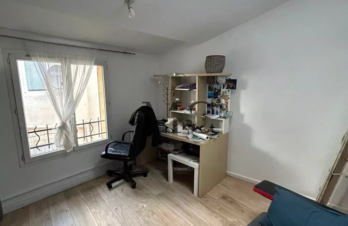 IMMEUBLE EN COPROPRIETE - 4 APPARTEMENTS -  TRES BON RAPPORT - B — photo 2