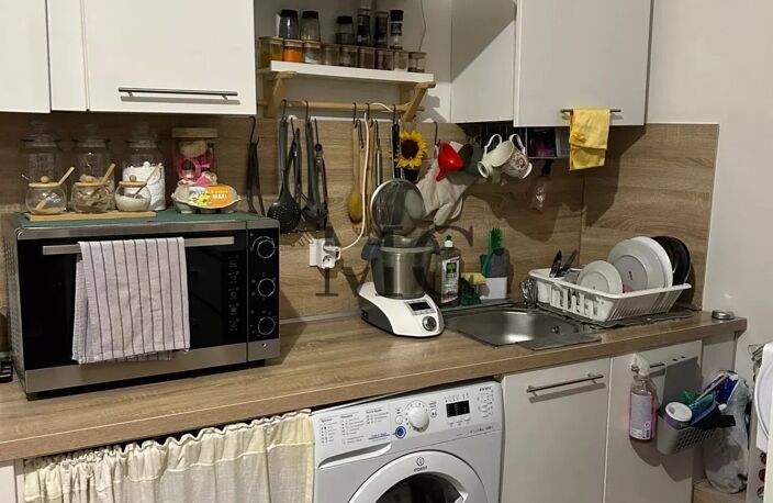 IMMEUBLE EN COPROPRIETE - 4 APPARTEMENTS -  TRES BON RAPPORT - B — photo 5