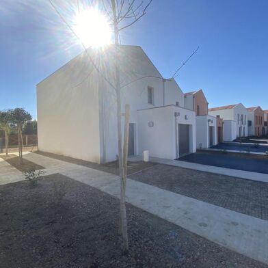 Maison 4 pièces 1114 €