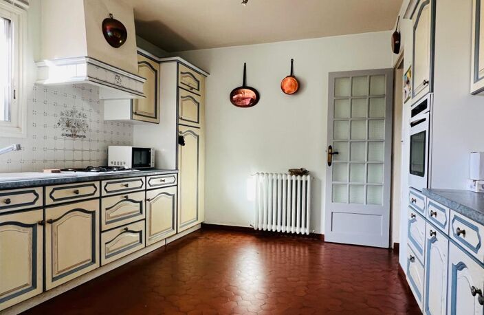 Maison À Vendre CENTRE DU VILLAGE DE LA FLOTTE — photo 4