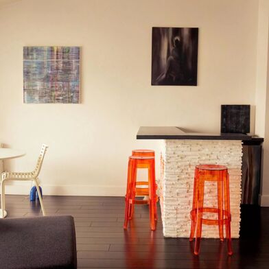 Appartement 2 pièces 296800 €