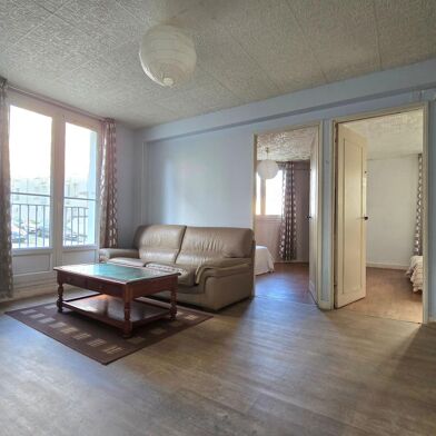 Appartement 3 pièces 117700 €