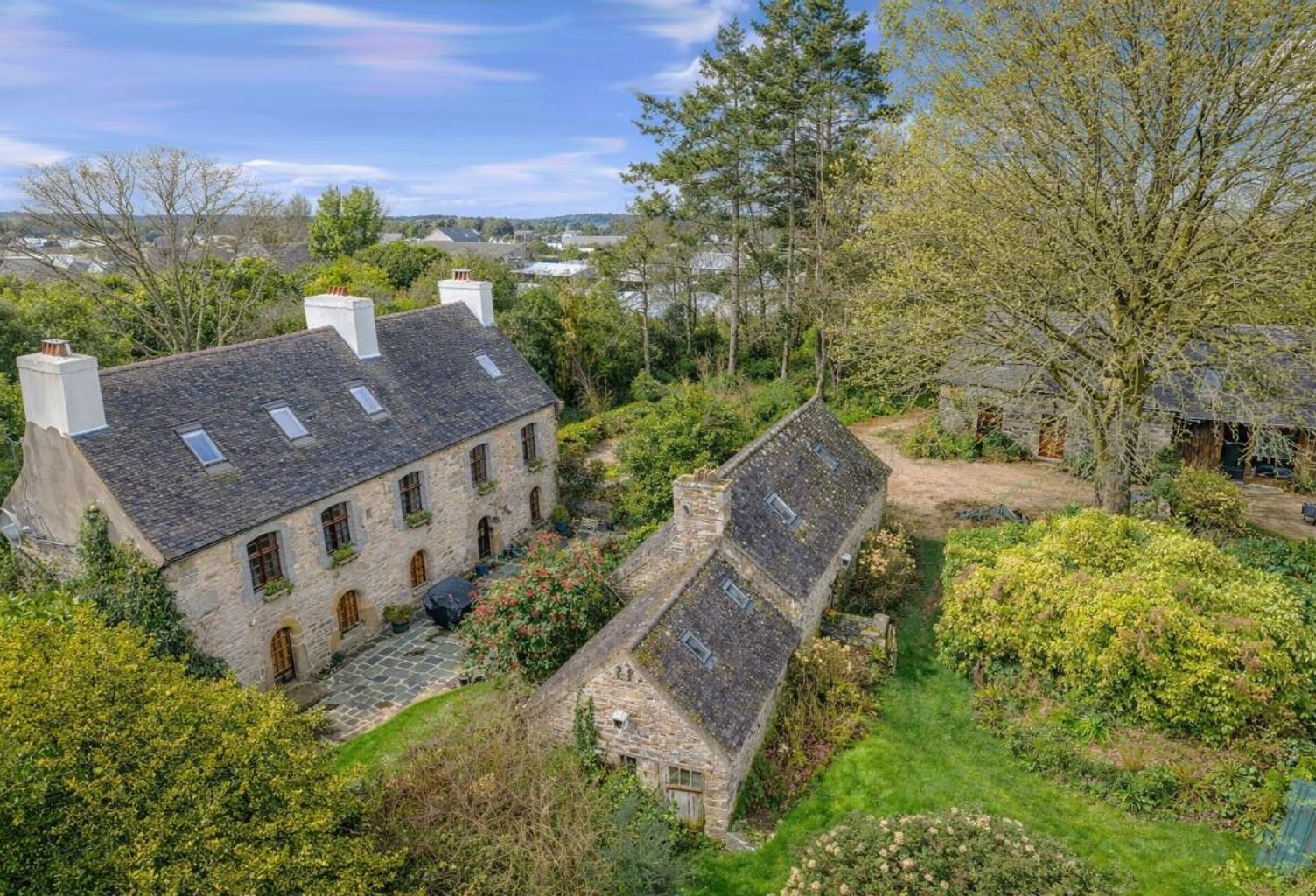 Ensemble immobilier : Propriété de charme avec maison d'amis et dépendance — photo 1