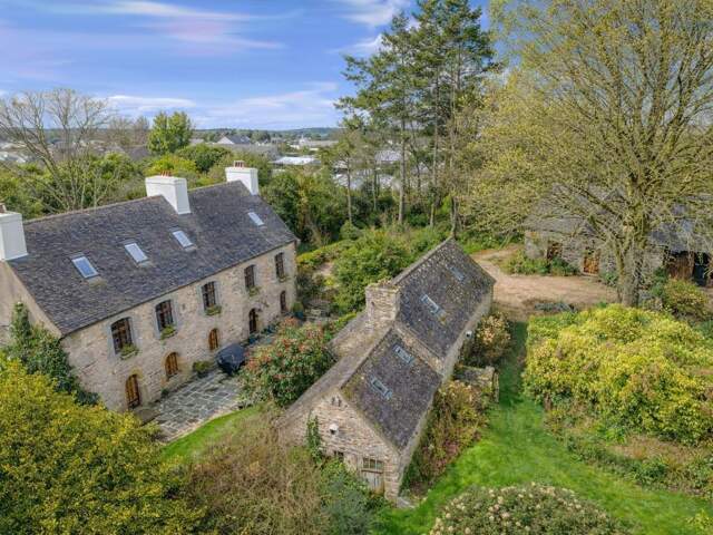 Ensemble immobilier : Propriété de charme avec maison d'amis et dépendance — photo du bien