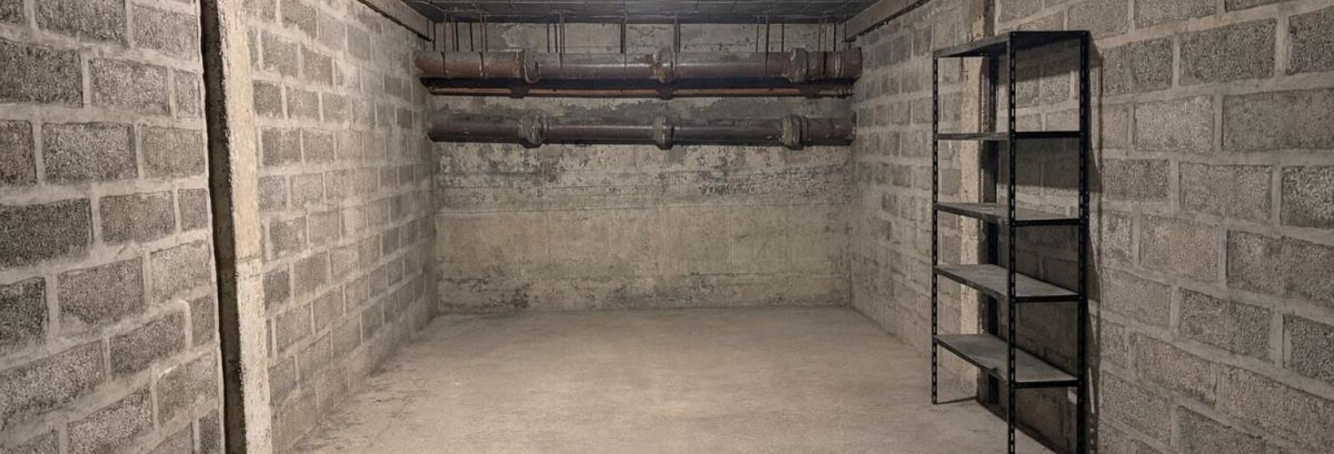 Commerce  22 m² à vendre à Marseille 9 (13009)