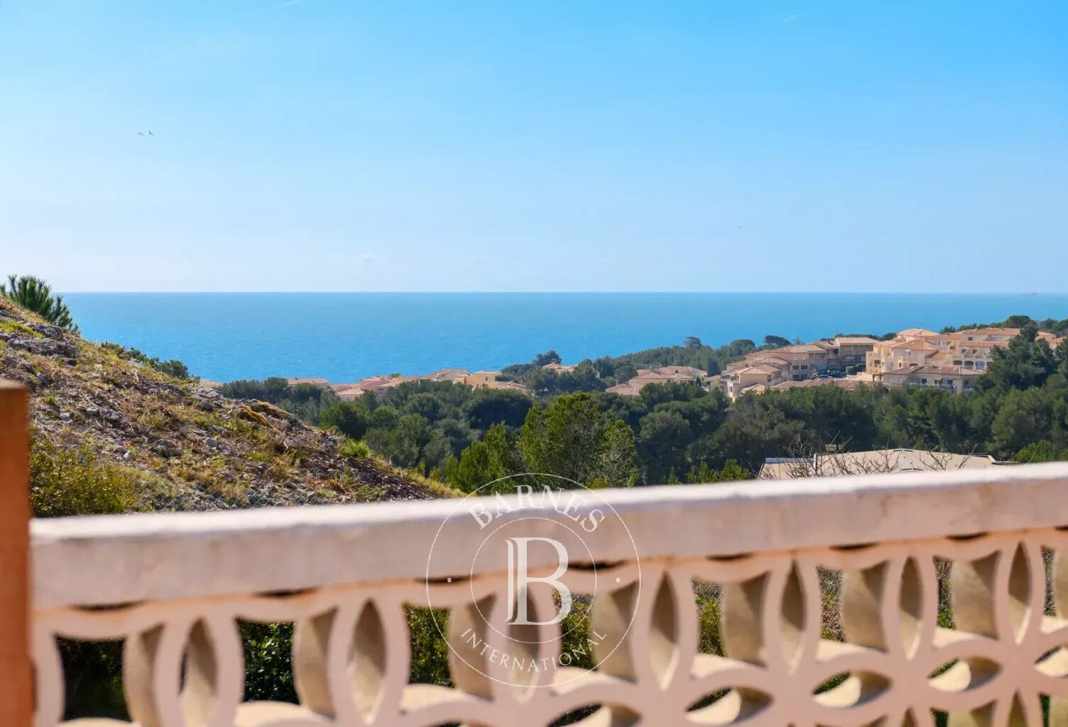 Villa traditionnelle, piscine vue mer, 3 chambres et T2 indépend — photo 1
