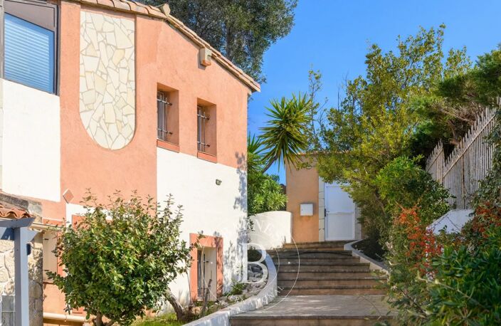 Villa traditionnelle, piscine vue mer, 3 chambres et T2 indépend — photo 4
