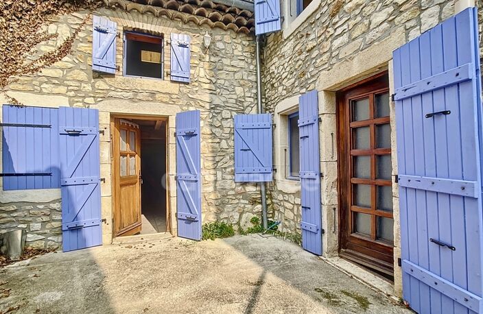 Dpt Drôme (26), à vendre proche de LA TOUCHE maison en pierre P5 mitoyenne, d'environ 110 m² habitables avec cour — photo 3