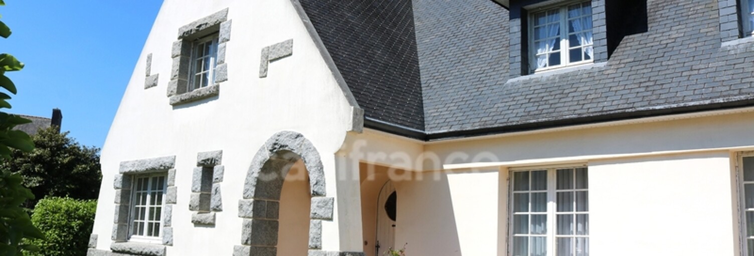 Maison 8 Pièces 205 m² à vendre à Landudec (29710)