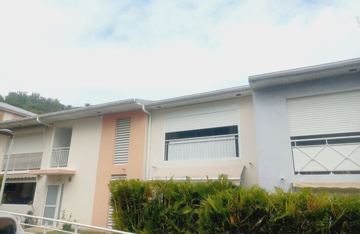 Appartement à vendre 3 pièces LES ABYMES (971) — photo 2