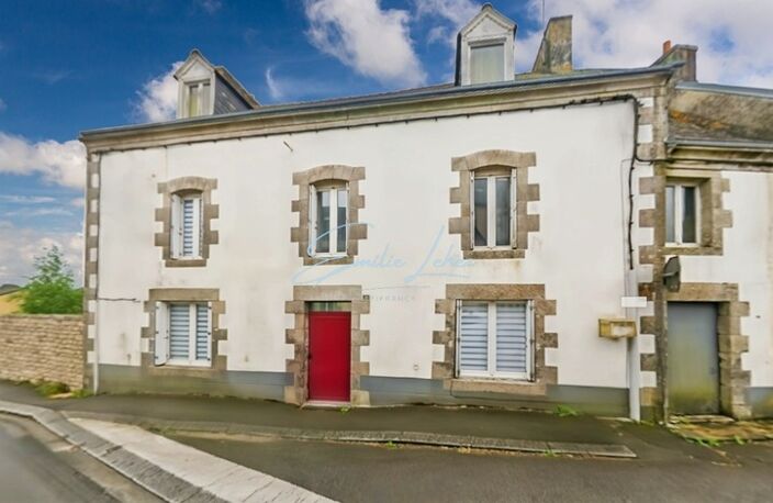 INVESTISSEURS!!! Centre-bourg d'Elliant - Immeuble 300M2 et parcelle de plus de 1000m2 divisible — photo 2