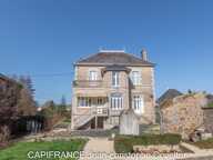 Maison à vendre  GORRON (53)maison bourgeoise 3 chambres avec garage sur terrain 717 m2 — photo 3